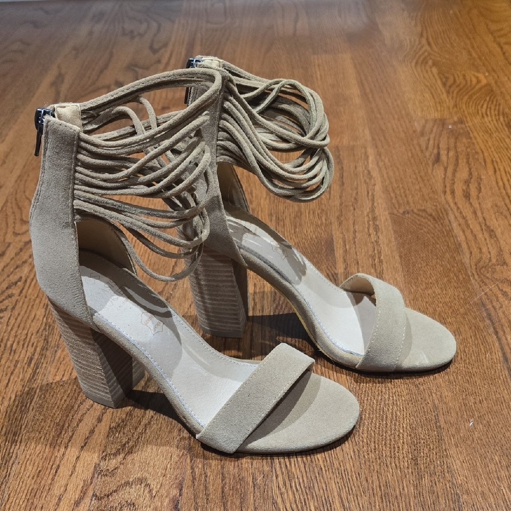 Elegant Leather Beige Women's Heeled Sandals